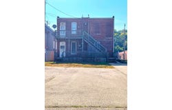 2340 Central Avenue, Dubuque, IA 52001