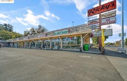 15028 Hesperian Blvd, San Leandro, CA 94578