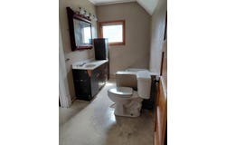 705 W Main, WARREN, IL 61087