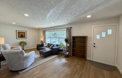 209 E Barck Ave, Luverne, MN 56156