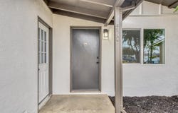 520 Calaveras DR, SALINAS, CA 93906