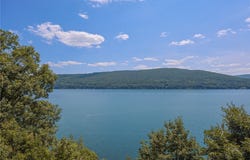 130 Cliffside Drive, Canandaigua, NY 14424