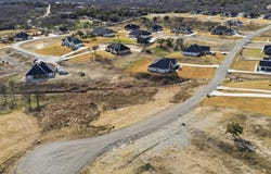 826 Wind River Pass, Azle, TX 76020