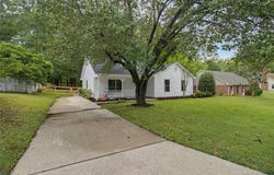 1204 Eagle Road, Greensboro, NC 27407