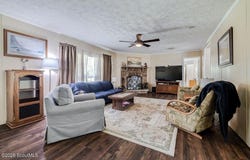 1167 Pine Lake Loop SW, Townsend, GA 31331