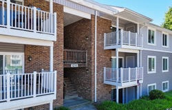 1210 UNIVERSITY Terrace, Blacksburg, VA 24060
