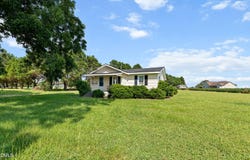 2164 Benson Hardee Road, Benson, NC 27504