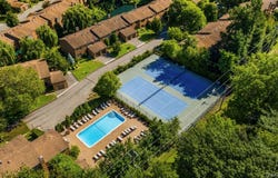 95 Windsor Gate Drive, New Hyde Park, NY 11040