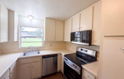4427 PINEBROOKE Place, DOVER, FL 33527