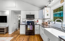 23 Highview Avenue, Mashpee, MA 02649