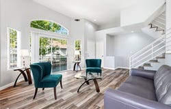 7109 Farralone, Canoga Park, CA 91303