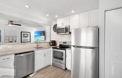 9 Tarpon Dr, St Augustine, FL 32080
