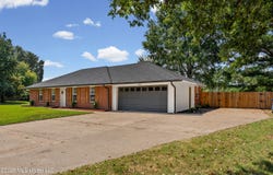 6405 Chickasaw Drive, Olive Branch, MS 38654