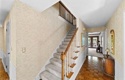 1034 Brook Lane, Rocky River, OH 44116