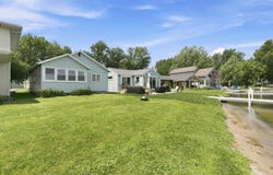 626 E Lakewood Avenue, Warsaw, IN 46580