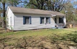 207 Marshall, Hooks, TX 75561