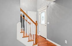 23 Snell St, Sturbridge, MA 01518
