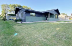 4 Edward Drive SW, LeMars, IA 51031