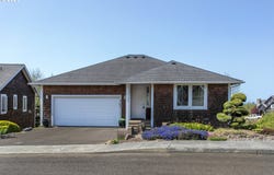 2165 SKYLINE Dr, Seaside, OR 97138