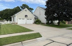 3177 37th Avenue, Columbus, NE 68601