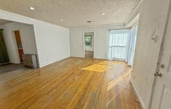33 E Sussex Way, Fresno, CA 93704
