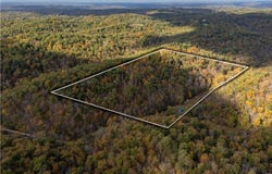 607 Gates Line Road, Leon, WV 25123