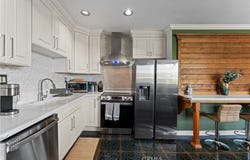 2525 E 19th Street, Signal Hill, CA 90755