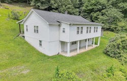 3634 Pine Creek Rd, Swords Creek, VA 24649