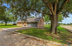 11077 County Road 440, Thorndale, TX 76577