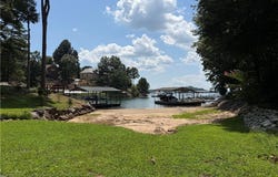 211 Wynmere Way, Seneca, SC 29672