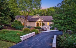 1300 Winston Dr, Salem, VA 24153
