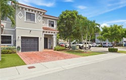 16335 SW 44th Ter, Miami, FL 33185