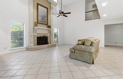 189 Palm Ave, Larose, LA 70373