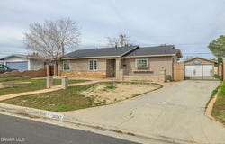 39047 Juniper Tree Road, Palmdale, CA 93551