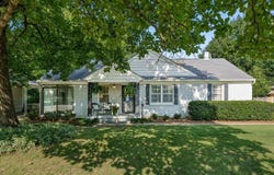 1157 COLONIAL Rd, Memphis, TN 38117
