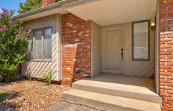 2771 W Westview Street, Springfield, MO 65807