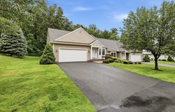 75 Shadow Brook Est, South Hadley, MA 01075