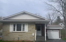 33 Walnut Ave, Massena, NY 13662