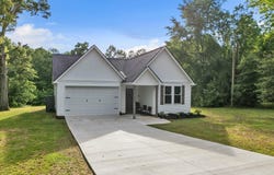 404 Burrell Street, Pendleton, SC 29670