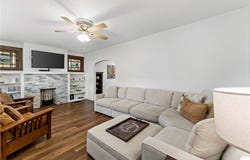 2689 Crosby Ave, Dormont, PA 15216