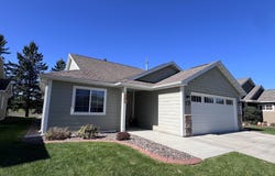 38 Billings Ln, Superior, WI 54880