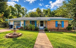 119 N Pineview, CROCKETT, TX 75835