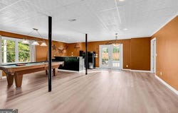 214 Kingsley Way, Woodstock, GA 30188