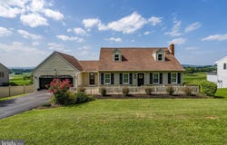 148 VALLEY VIEW Drive, EPHRATA, PA 17522