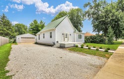 Tuscola, IL 61953
