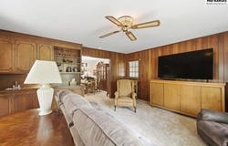 608 W 8th St, Newton, KS 67114