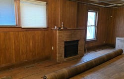 539 E Ave B, Hutchinson, KS 67501