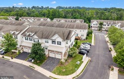 33 CORTLAND Place, SKILLMAN, NJ 08558