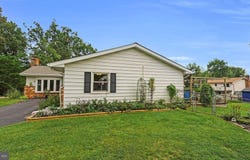 1115 S DICKENSON Avenue, STERLING, VA 20164