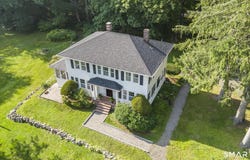 79 Beecher Road, Woodbridge, CT 06525